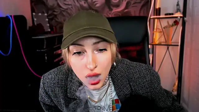 Snapshot of KitanaKimura chatting on March 2025 03:56:01 PM KitanaKimura online show from March 2025 03:56:01 PM