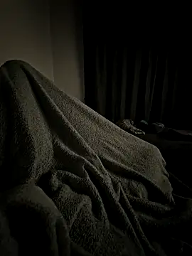 Snapshot of Smokeym123 chatting on October 2025 04:48:02 AM Smokeym123 online show from October 2025 04:48:02 AM