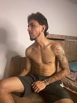 Snapshot of Zayn_kane chatting on May 2026 01:22:01 AM Zayn kane online show from May 2026 01:22:01 AM
