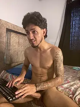 Snapshot of Zayn_kane chatting on May 2026 09:23:02 PM Zayn kane online show from May 2026 09:23:02 PM