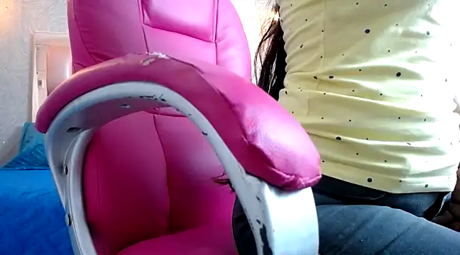 margott 22  online show from March 2025 06:26:02 PM