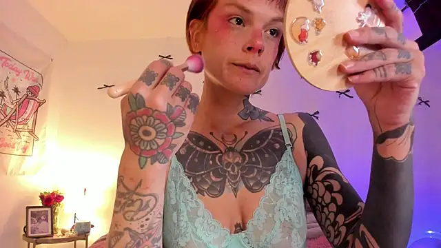 Snapshot of Alessamoth chatting on April 2026 07:08:02 PM Alessamoth online show from April 2026 07:08:02 PM