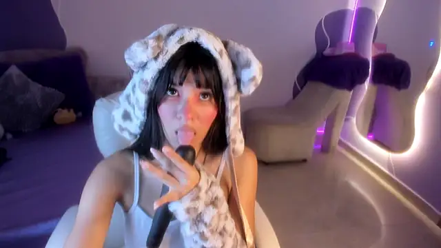 Snapshot of auroracute02 chatting on December 2025 01:27:01 PM auroracute02 online show from December 2025 01:27:01 PM