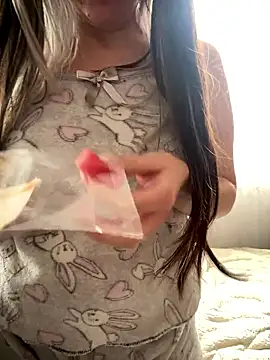 Snapshot of VictoriaGerard_Pink chatting on January 2026 05:40:01 PM VictoriaGerard Pink online show from January 2026 05:40:01 PM