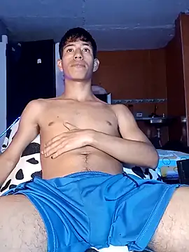 Snapshot of dareck_18 chatting on April 2026 01:21:01 AM dareck 18 online show from April 2026 01:21:01 AM