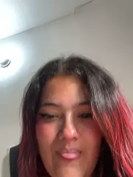 VanessaScott  online show from October 2025 08:32:02 PM