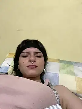 Snapshot of val_zx chatting on March 2025 07:47:02 AM val zx online show from March 2025 07:47:02 AM