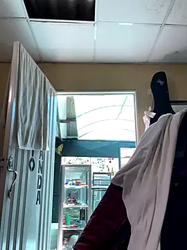 Snapshot of val_zx chatting on September 2025 05:14:02 PM val zx online show from September 2025 05:14:02 PM