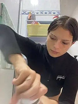 Snapshot of val_zx chatting on March 2026 03:51:01 PM val zx online show from March 2026 03:51:01 PM