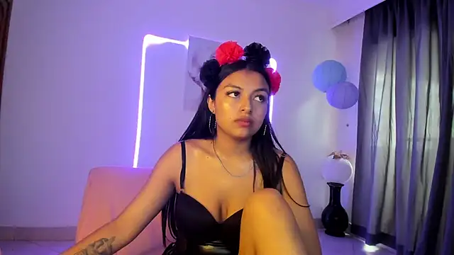 sweet cinamon online show from December 2025 07:30:02 PM