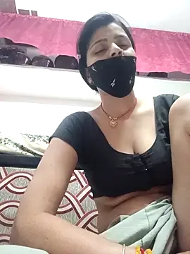 Snapshot of Daya_Chheda chatting on April 2026 12:00:02 AM Daya Chheda online show from April 2026 12:00:02 AM