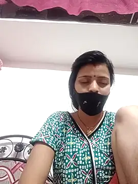 Snapshot of Daya_Chheda chatting on April 2026 05:29:01 PM Daya Chheda online show from April 2026 05:29:01 PM