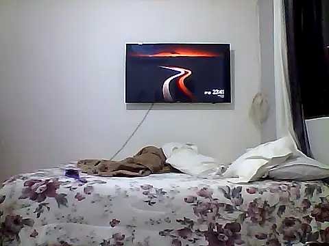 Snapshot of nandocost4 chatting on October 2025 02:42:02 AM nandocost4 online show from October 2025 02:42:02 AM