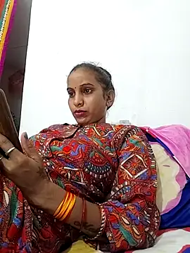 Hotty-Nidhi online show from October 2025 04:13:01 PM