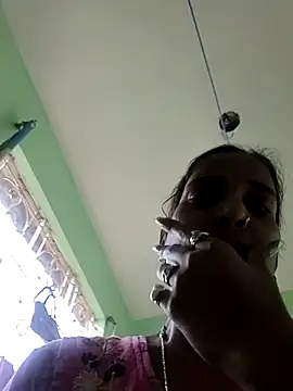 Hotty-Nidhi online show from February 2026 04:07:01 AM