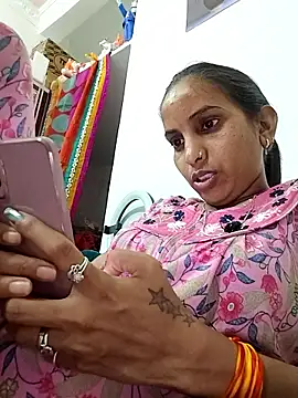 Hotty-Nidhi online show from February 2026 05:30:01 PM