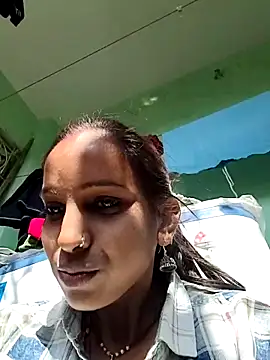 Hotty-Nidhi online show from February 2026 04:20:01 AM