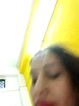 Hotty-Nidhi online show from February 2026 02:19:02 AM