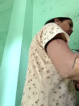 Hotty-Nidhi online show from March 2026 05:08:02 AM