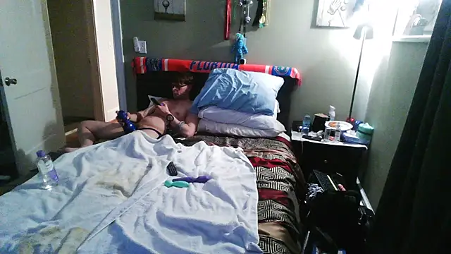 Snapshot of alickandstick chatting on March 2026 09:47:01 AM alickandstick online show from March 2026 09:47:01 AM