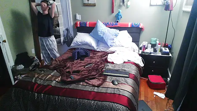 Snapshot of alickandstick chatting on April 2026 03:09:01 PM alickandstick online show from April 2026 03:09:01 PM