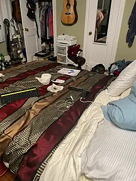 Snapshot of alickandstick chatting on April 2026 07:45:01 AM alickandstick online show from April 2026 07:45:01 AM