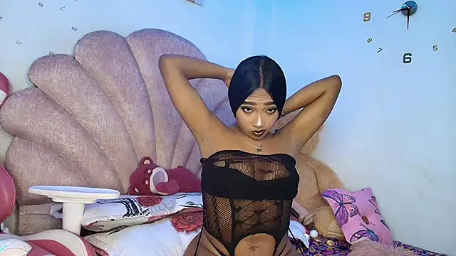 Snapshot of charlotte_walker1 chatting on March 2026 05:35:01 AM charlotte walker1 online show from March 2026 05:35:01 AM