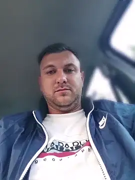 hugedickedd online show from June 2026 05:40:02 PM