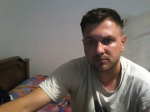 hugedickedd online show from June 2026 07:47:02 PM