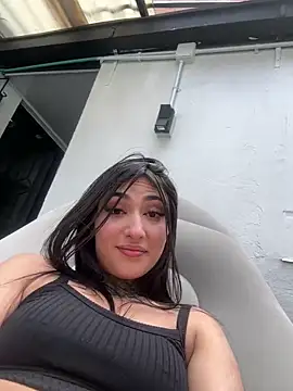 Lilith Thompson online show from March 2025 06:45:02 PM