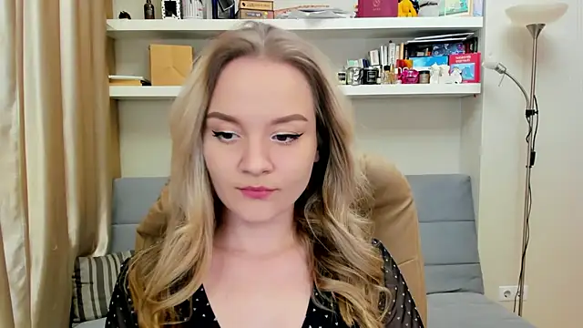 Snapshot of Kara_Smith_ chatting on January 2025 11:39:02 PM Kara Smith  online show from January 2025 11:39:02 PM