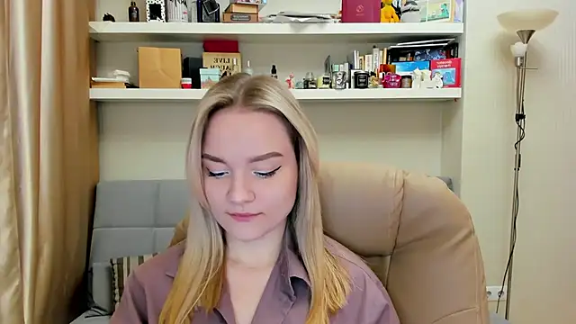 Snapshot of Kara_Smith_ chatting on March 2025 11:59:02 PM Kara Smith  online show from March 2025 11:59:02 PM