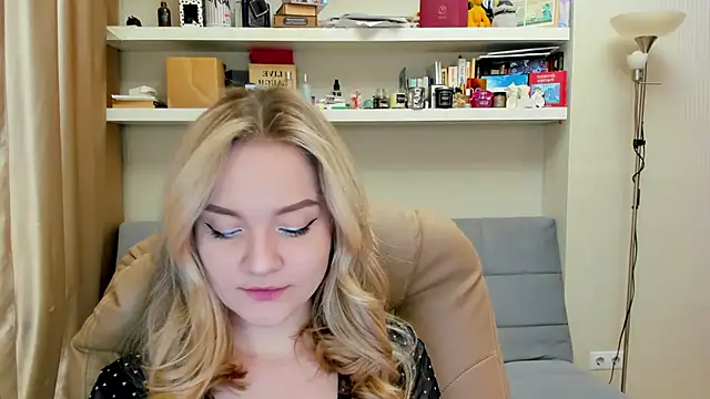 Snapshot of Kara_Smith_ chatting on March 2025 11:43:01 PM Kara Smith  online show from March 2025 11:43:01 PM