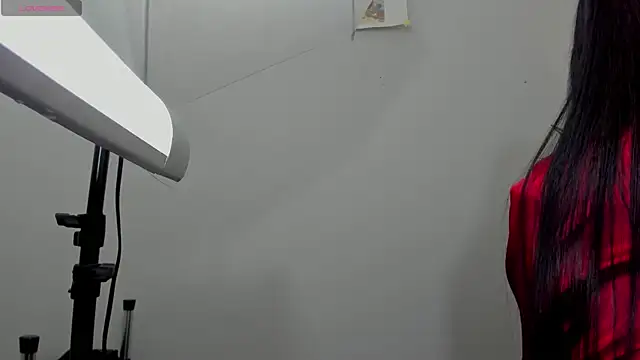 Snapshot of sarah_temptation chatting on April 2026 09:48:01 PM sarah temptation online show from April 2026 09:48:01 PM