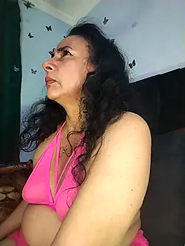 AlexaNovoa  online show from December 2025 12:42:01 AM