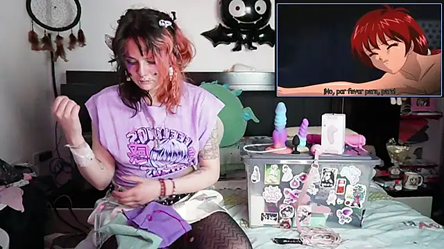 Snapshot of Devil_And_Princess chatting on November 2025 02:33:02 AM Devil And Princess online show from November 2025 02:33:02 AM