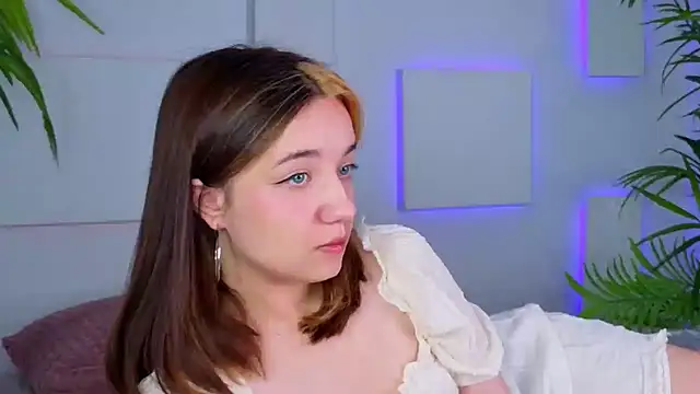 Gia Riccardo online show from September 2025 08:38:02 AM