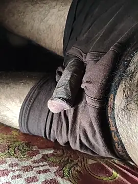 Snapshot of Mr_skywalker chatting on April 2026 11:52:01 AM Mr skywalker online show from April 2026 11:52:01 AM