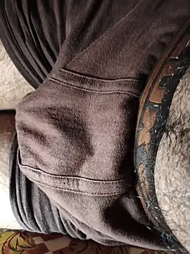 Snapshot of Mr_skywalker chatting on April 2026 10:37:02 AM Mr skywalker online show from April 2026 10:37:02 AM