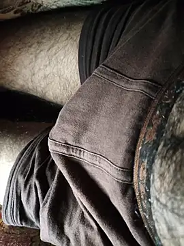 Snapshot of Mr_skywalker chatting on April 2026 11:27:01 AM Mr skywalker online show from April 2026 11:27:01 AM