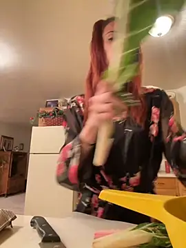 SusieandLacey online show from October 2025 12:32:02 AM