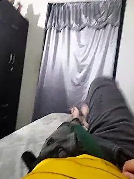 Snapshot of Andy-rtg chatting on March 2025 01:48:01 AM Andy-rtg online show from March 2025 01:48:01 AM