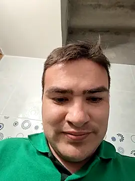 Snapshot of Andy-rtg chatting on December 2025 02:31:01 AM Andy-rtg online show from December 2025 02:31:01 AM