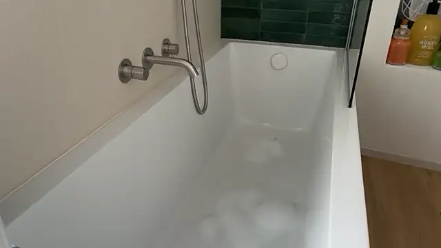 Snapshot of JOREDDs chatting on March 2026 11:14:01 AM JOREDDs online show from March 2026 11:14:01 AM