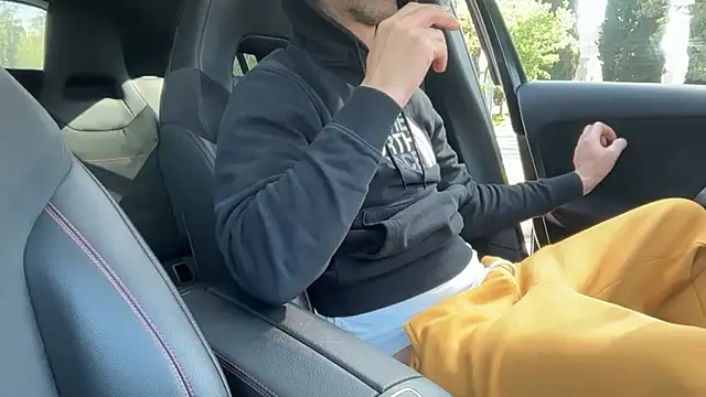 Snapshot of JOREDDs chatting on April 2026 08:59:01 AM JOREDDs online show from April 2026 08:59:01 AM