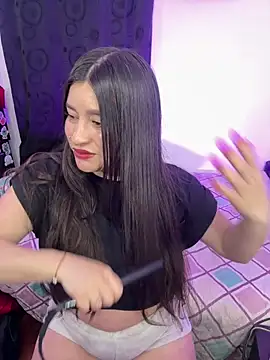 Snapshot of HADARA__ chatting on April 2026 05:11:01 AM HADARA online show from April 2026 05:11:01 AM