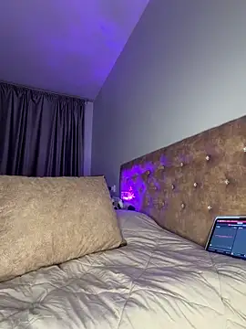 Snapshot of VelvetVabe chatting on February 2026 05:55:02 PM VelvetVabe online show from February 2026 05:55:02 PM