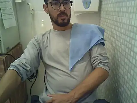 Snapshot of pdasgyn chatting on October 2025 12:57:02 PM pdasgyn online show from October 2025 12:57:02 PM