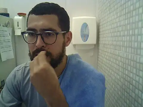 Snapshot of pdasgyn chatting on November 2025 02:17:01 PM pdasgyn online show from November 2025 02:17:01 PM