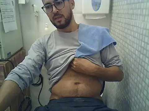 Snapshot of pdasgyn chatting on November 2025 05:36:02 PM pdasgyn online show from November 2025 05:36:02 PM